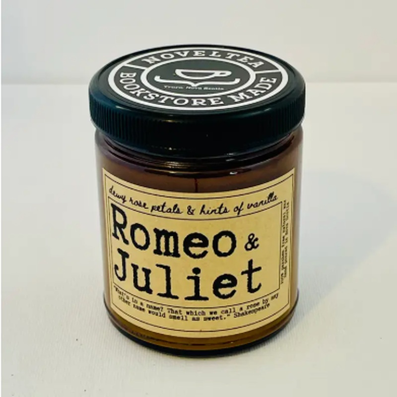Romeo and Juliet - Rose Scented Candle