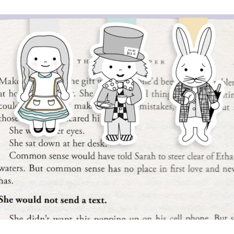 Mini Magnetic Bookmark - Alice in Wonderland