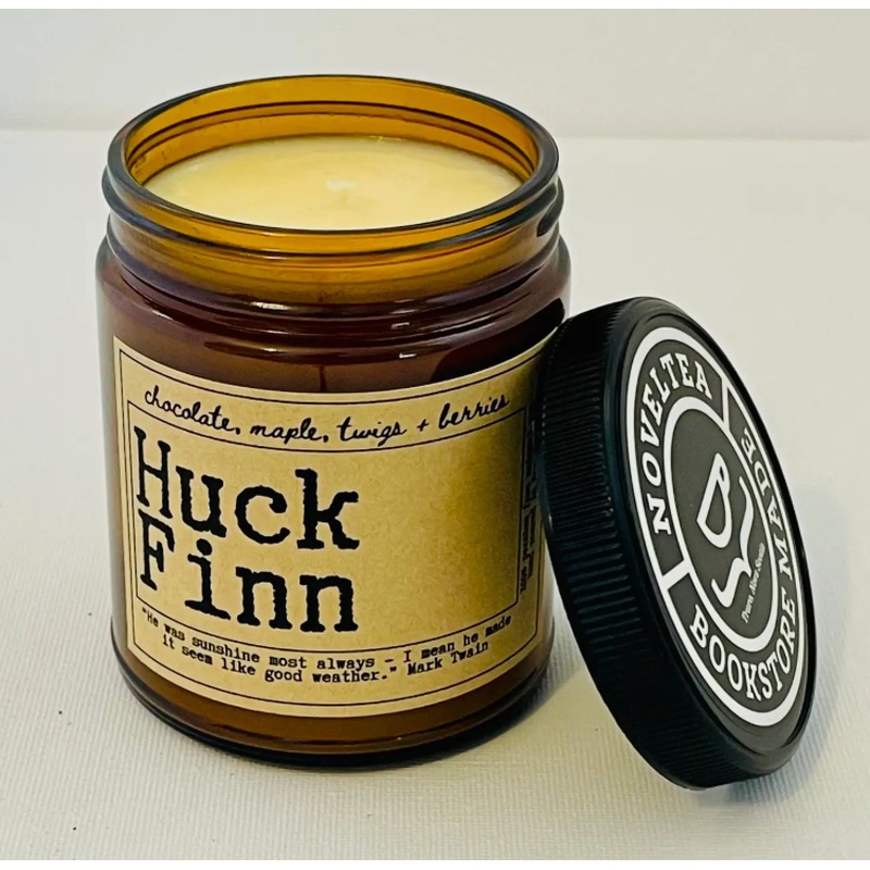 Huck Finn - Chocolate & Maple Scented Candle