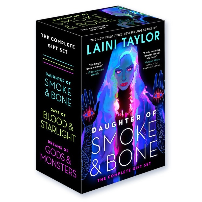 Daughter of Smoke & Bone: The Complete Gift Set